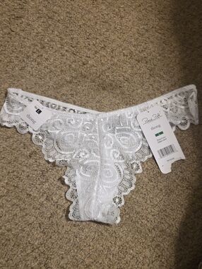 Rene Rofe White Lace Bikini Thong